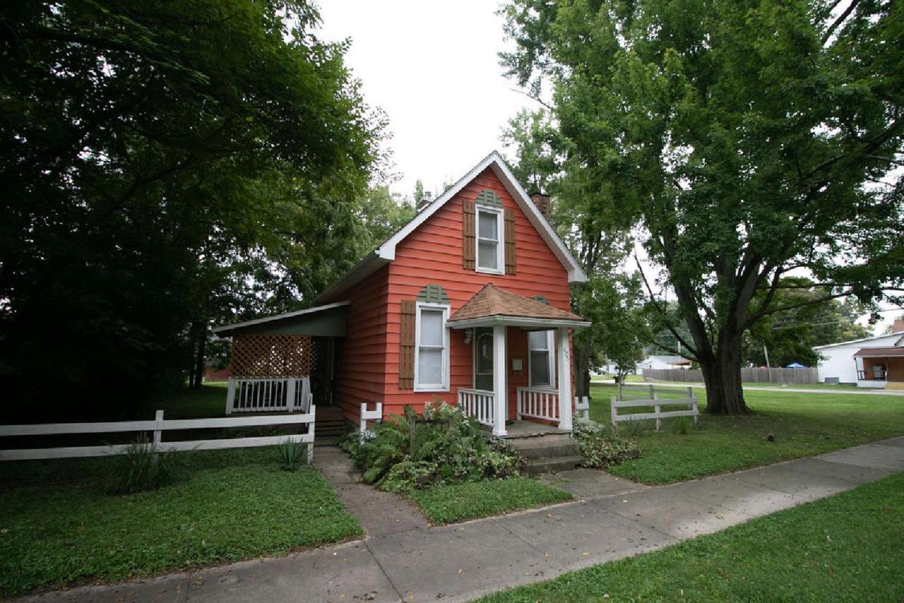 Downtown 2 Bedroom Cottage, Sleeps 6, Walking Distance To Honeywell, Downtown Restaurants, Shopping Wabash Exterior foto