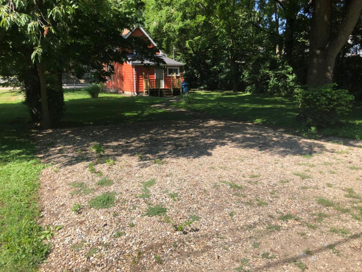 Downtown 2 Bedroom Cottage, Sleeps 6, Walking Distance To Honeywell, Downtown Restaurants, Shopping Wabash Exterior foto
