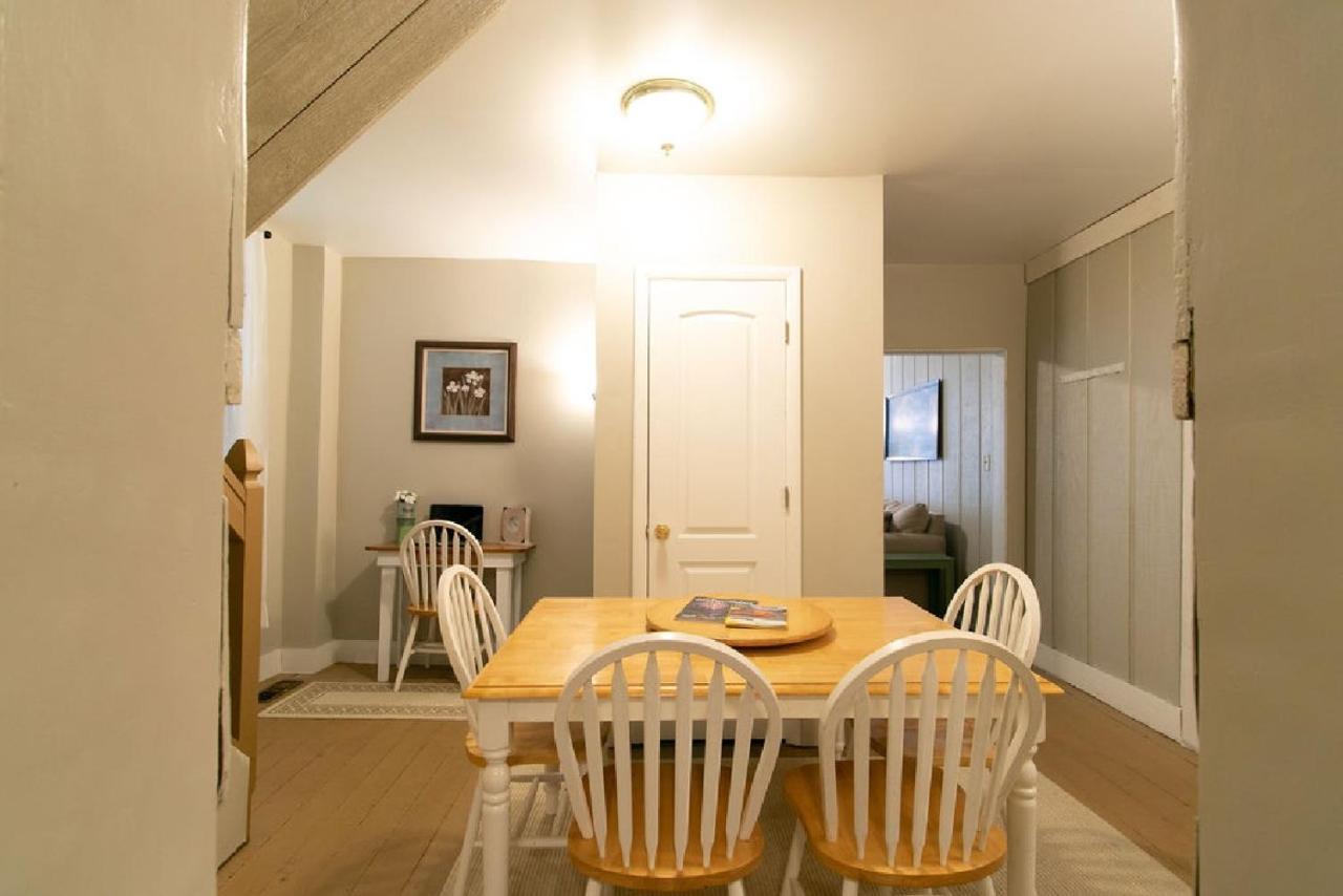 Downtown 2 Bedroom Cottage, Sleeps 6, Walking Distance To Honeywell, Downtown Restaurants, Shopping Wabash Exterior foto